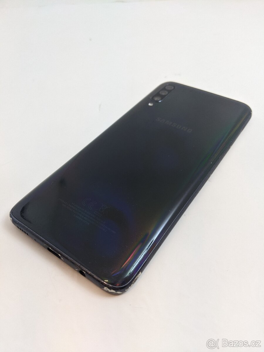Samsung Galaxy A70 6/128 Black. Záruka 6 měsíců. - 9