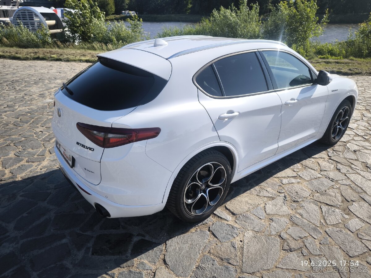 Alfa Romeo Stelvio Veloce Facelift 2.2jtd Q4 - 9