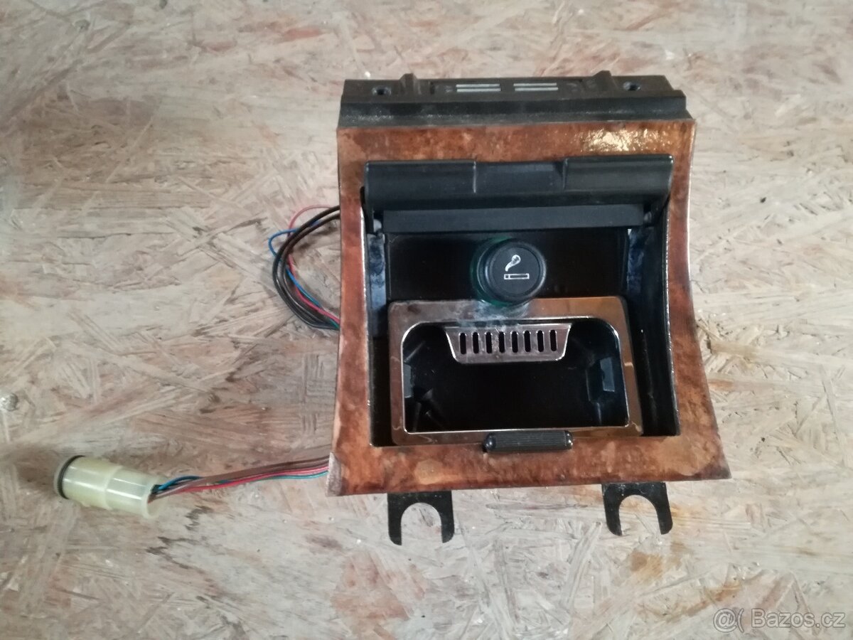 Jaguar XJ40 díly interiéru - 9