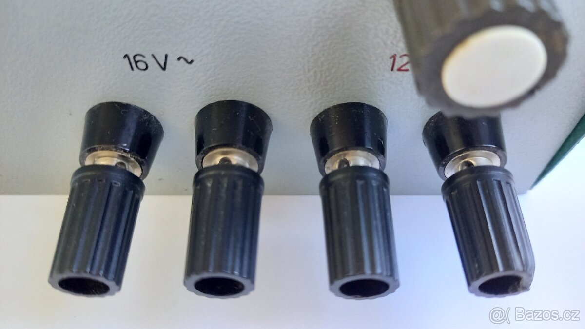 Stabilizovaný zdroj - 9