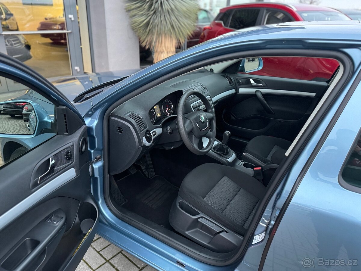 Škoda Octavia 1.4 TSI 90kW AMBIENTE TOP STAV - 9