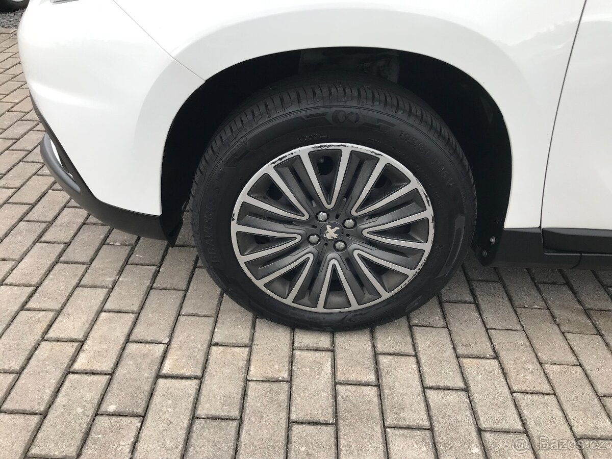 Peugeot 2008 1,6 ACTIVE BlueHDI 100 k MAN5 - 9