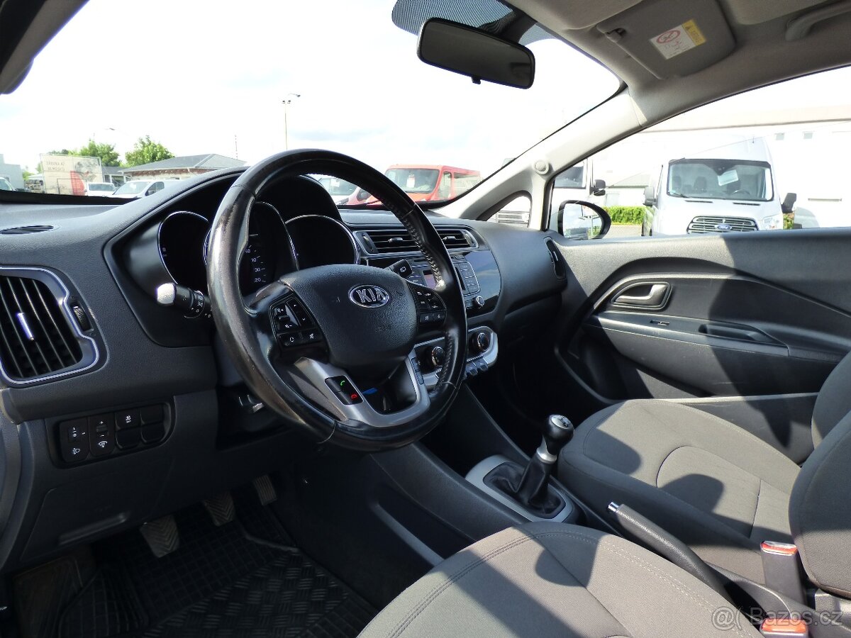 Kia Rio 1,2 CVVT,koupeno ČR, Klima, serviska hatchback - 9