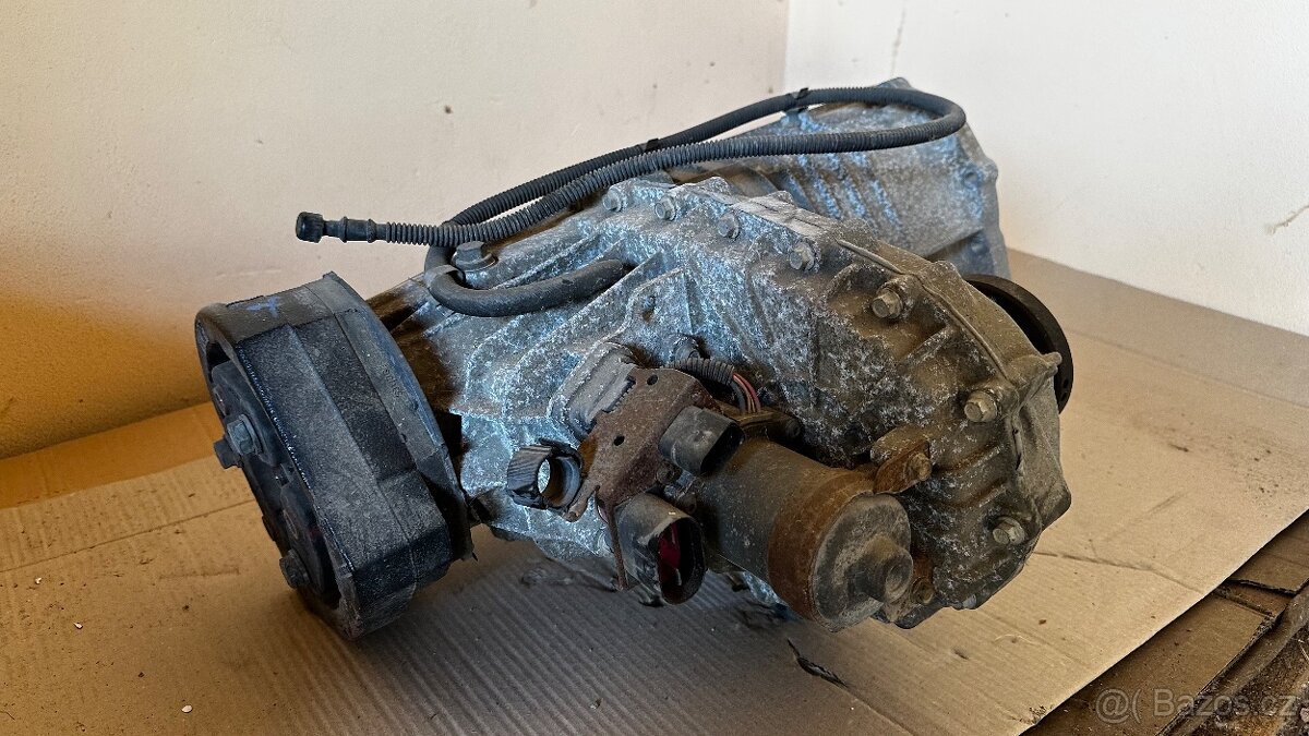 VW TOUAREG 7L - ROZVODOVKA 0AD341011 - 9