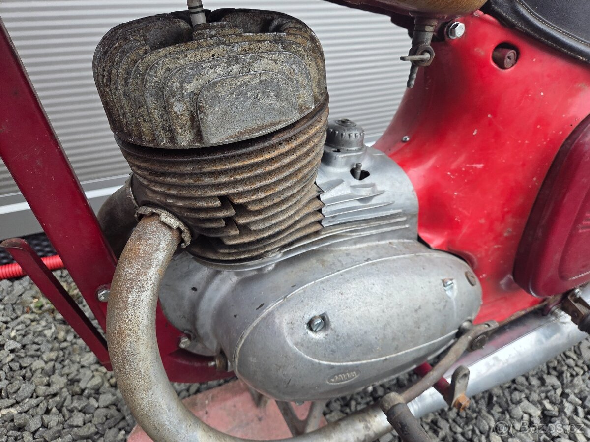 Jawa 250 panelka typ 559 s doklady - 9