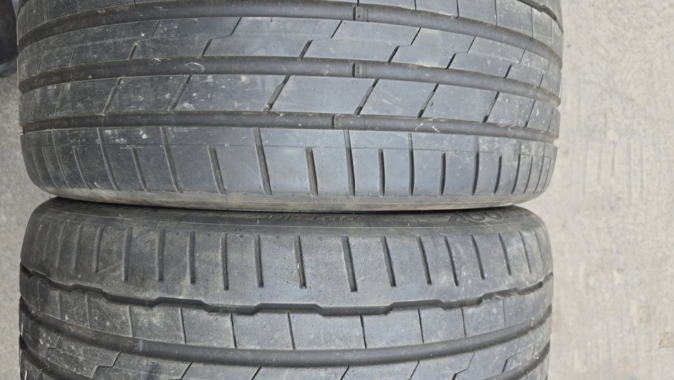 Letní pneumatiky 235/40/19 Hankook - 9