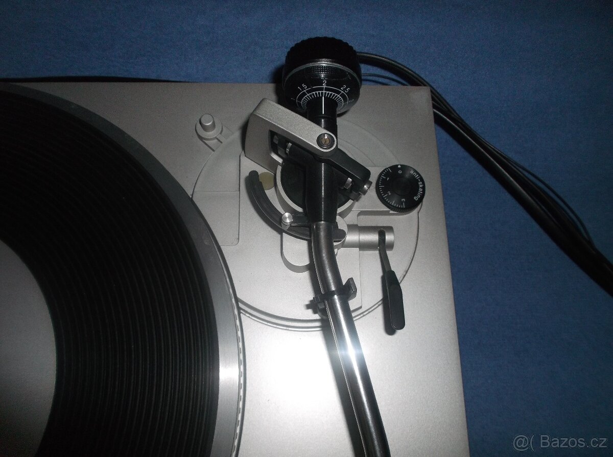 Gramofon TECHNICS SL-Q3 (2030) - 9