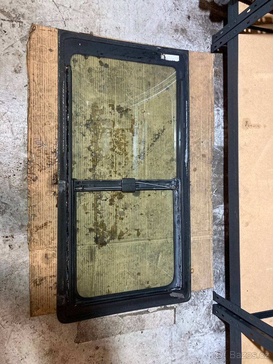 Náhradní Díly Transporter Caravelle T5 - 9