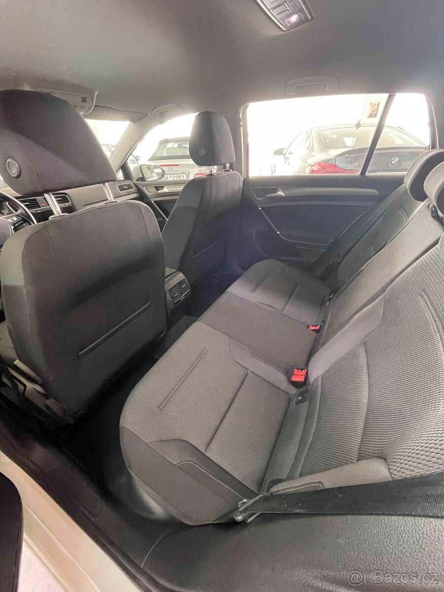 VW e-Golf 2019 100kW DPH - 9