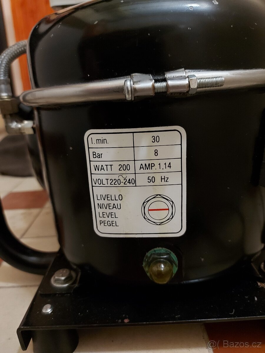 Kompresor pro Airbrush a dílnu - 9