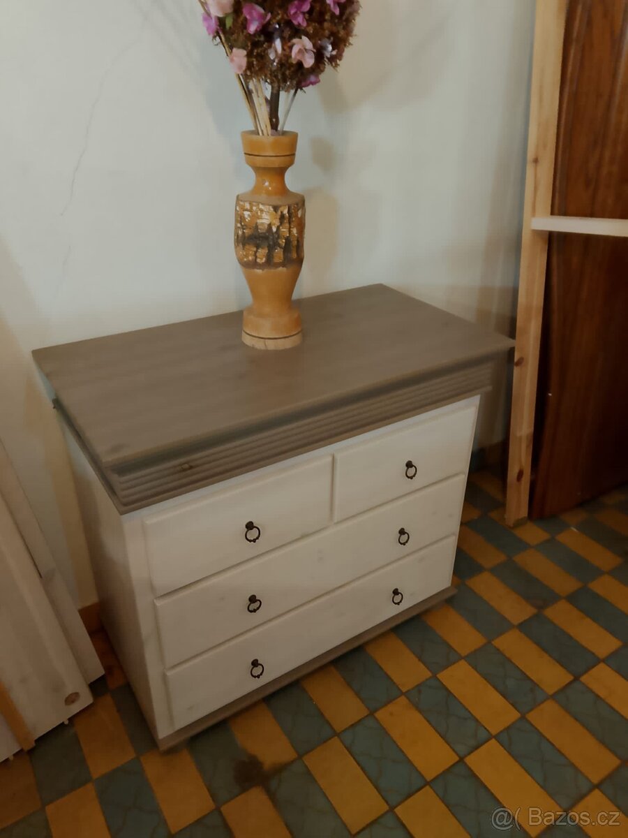 KOMPLETNÍ CELOMASIVNÍ LOŽNICE GUSTAV - 9