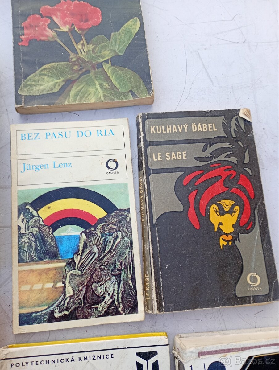 Různé Staré Knihy - 9