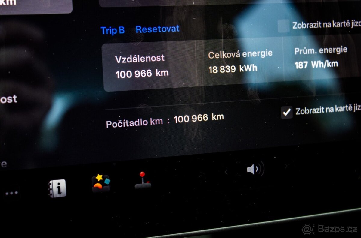 Tesla Model 3 Long Range - 9