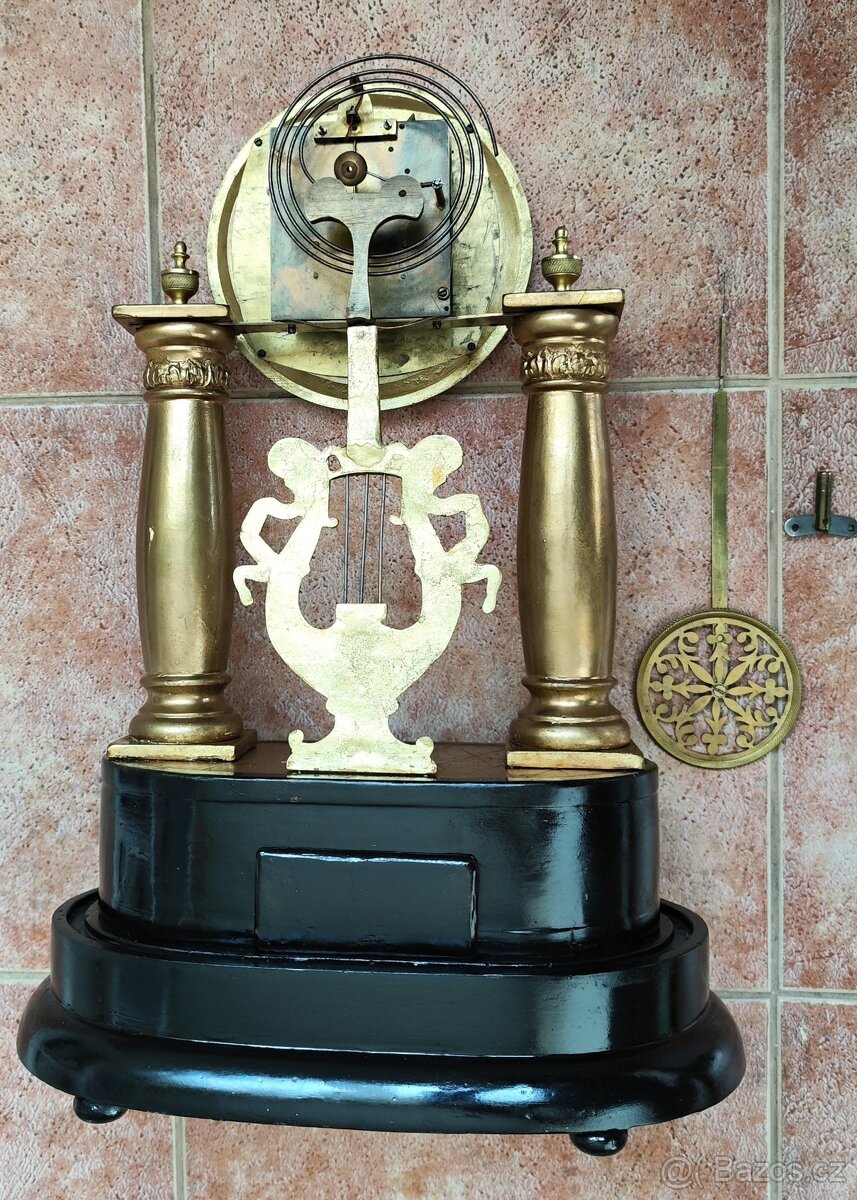 TOP krbové dvousloupkové hodiny Biedermeier - 9