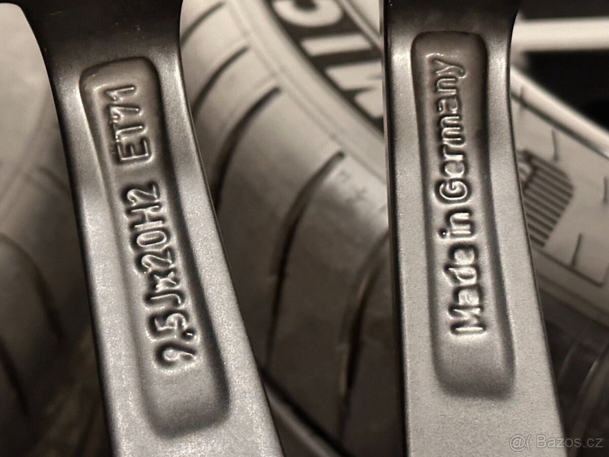 original Porsche Panamera R20 GTS 971601025C - 9