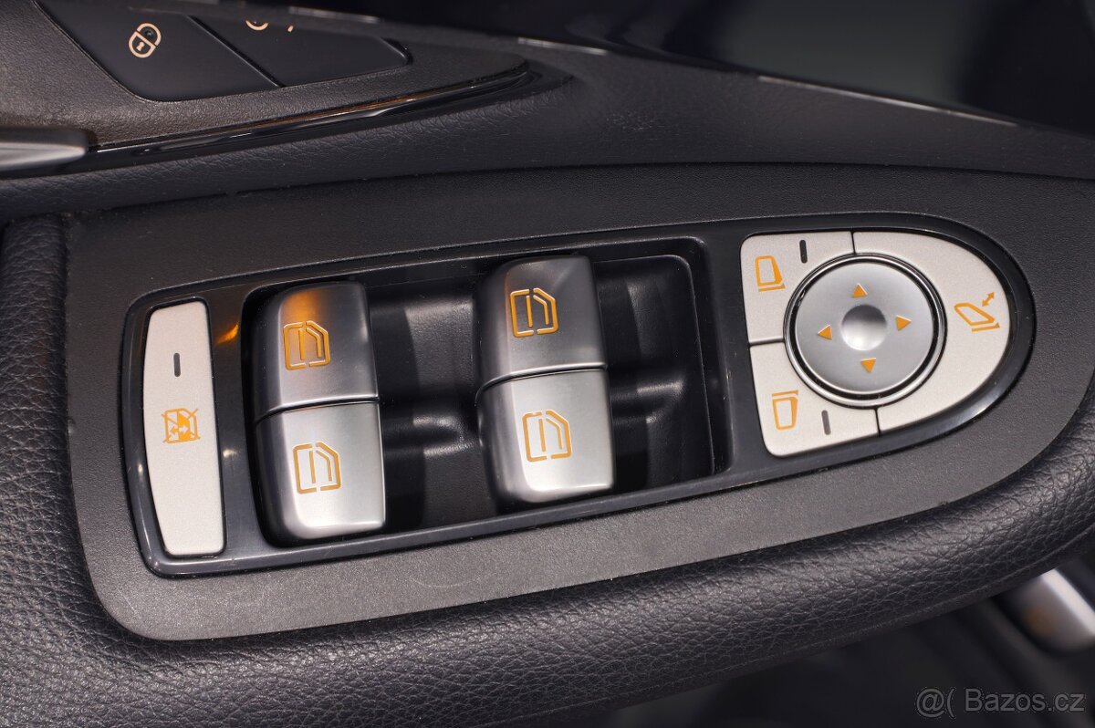 Mercedes-Benz GLC220d 125kW 4x4 - otevřeno celý víkend do 20 - 9