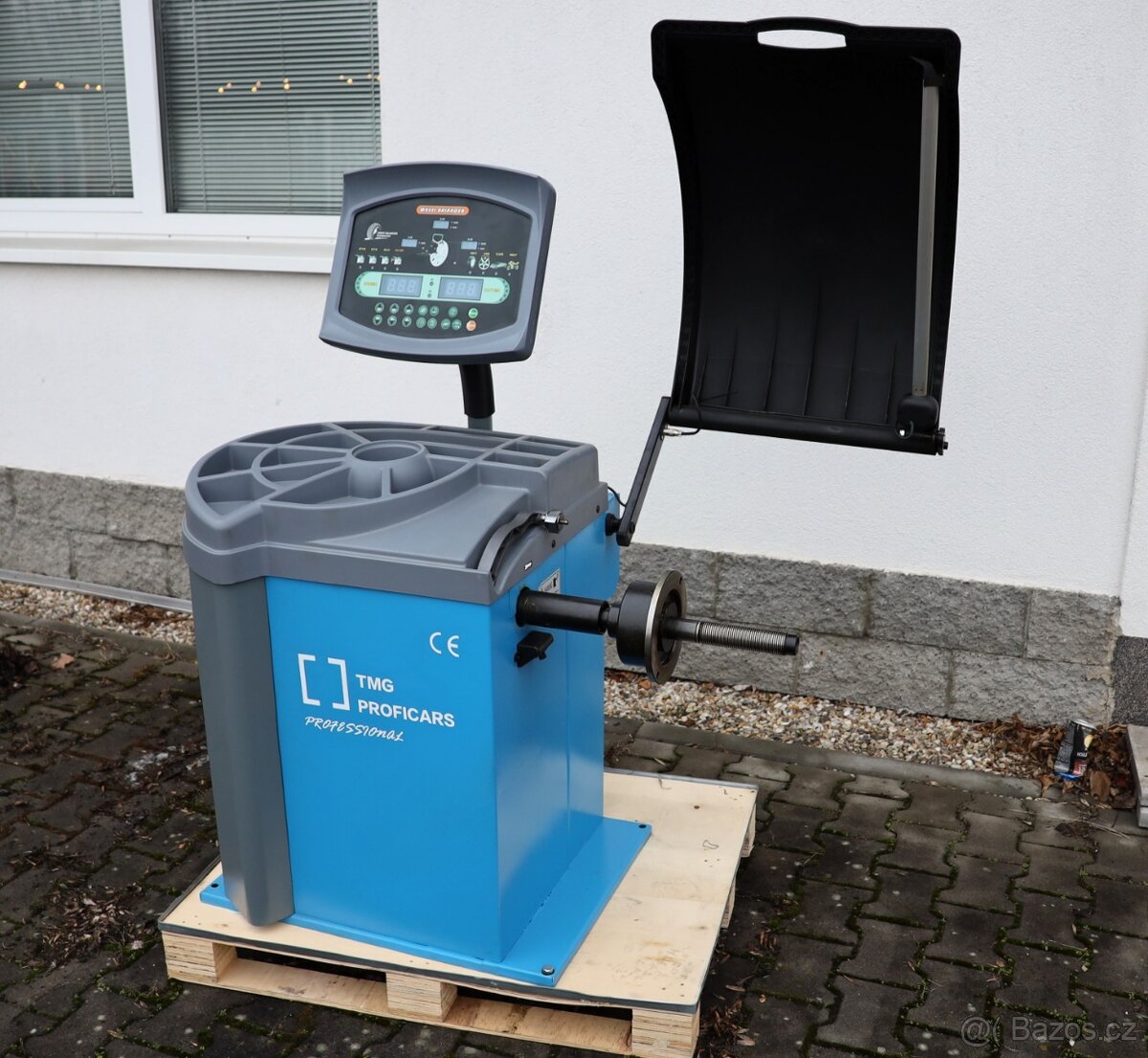 Plně automatická vyvažovačka s laserem - 9