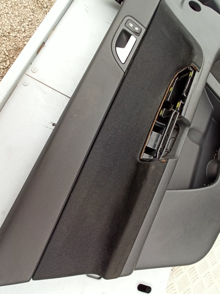 Volvo V50 facelift tapece - 9