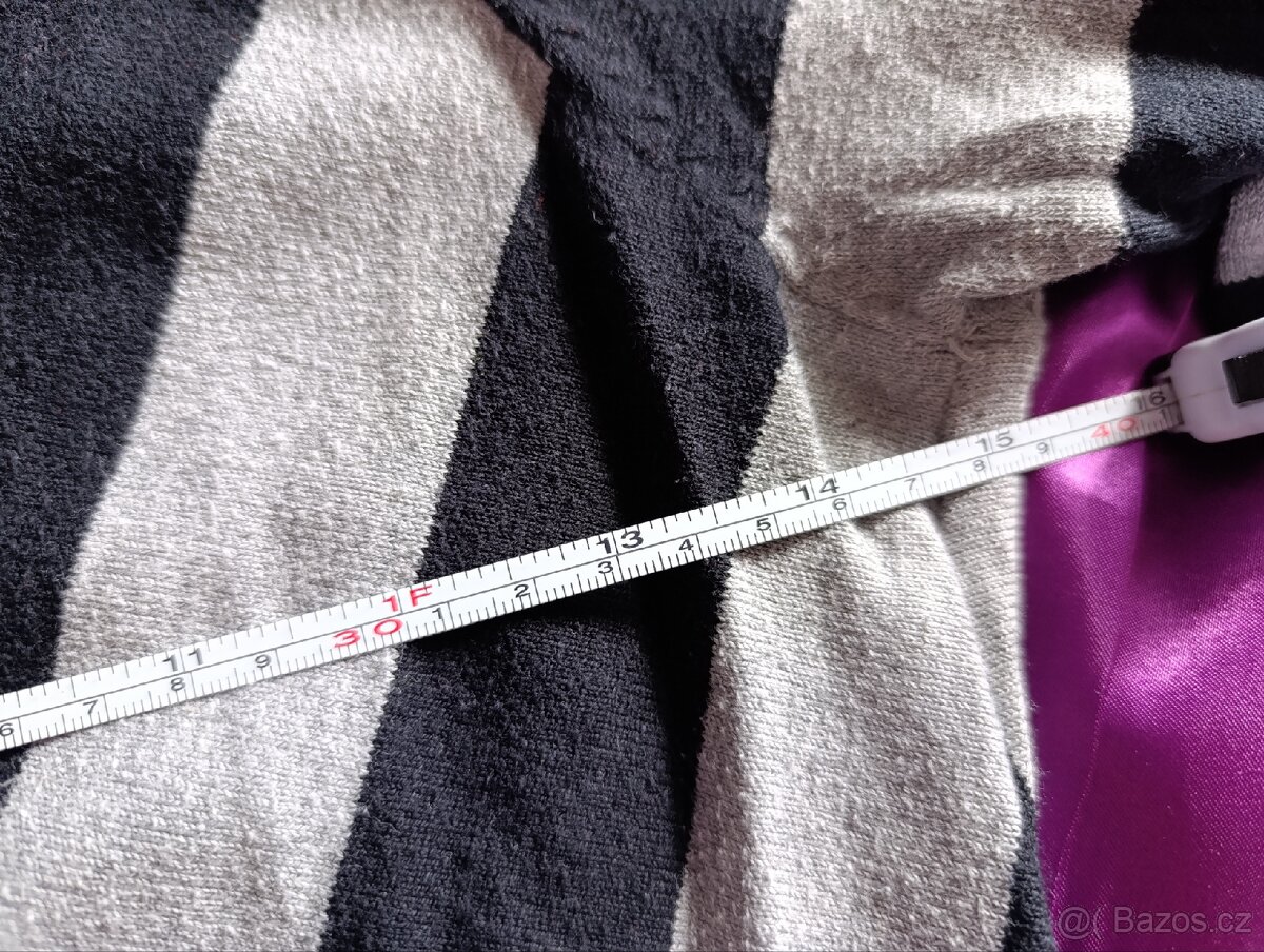 Svetrové šaty - 9