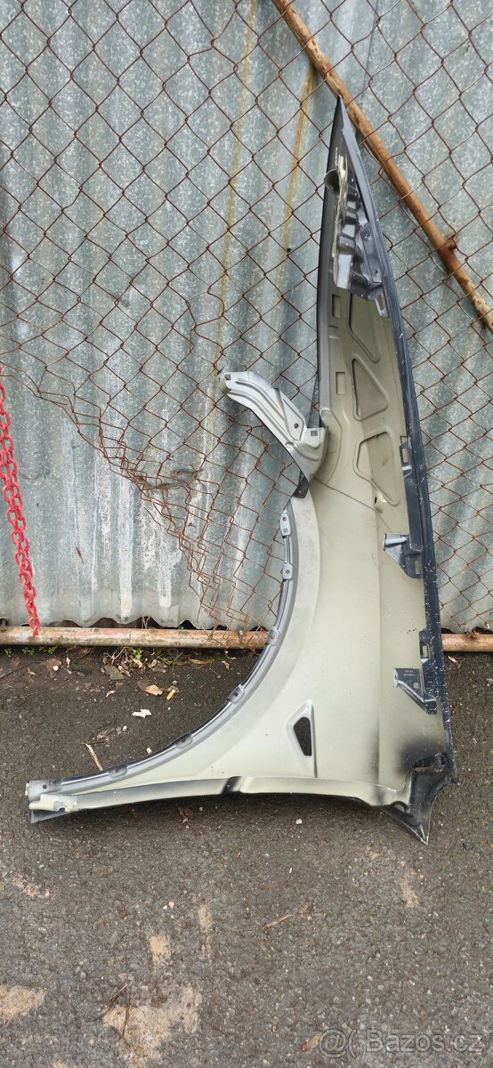 Pravy predni blatnik tesla model Y - 9