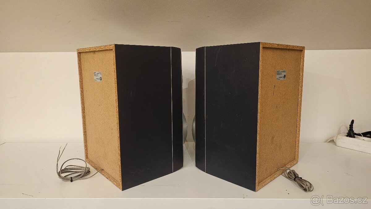 Kvalitní repro v dřevěné ozvučnici SONY - 9