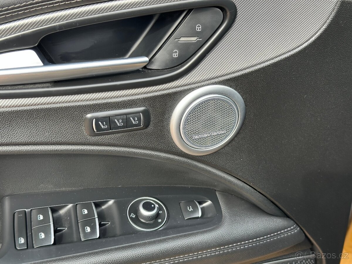 Alfa Romeo Stelvio 2.2 JTDM Q4 GT JUNIOR - 9