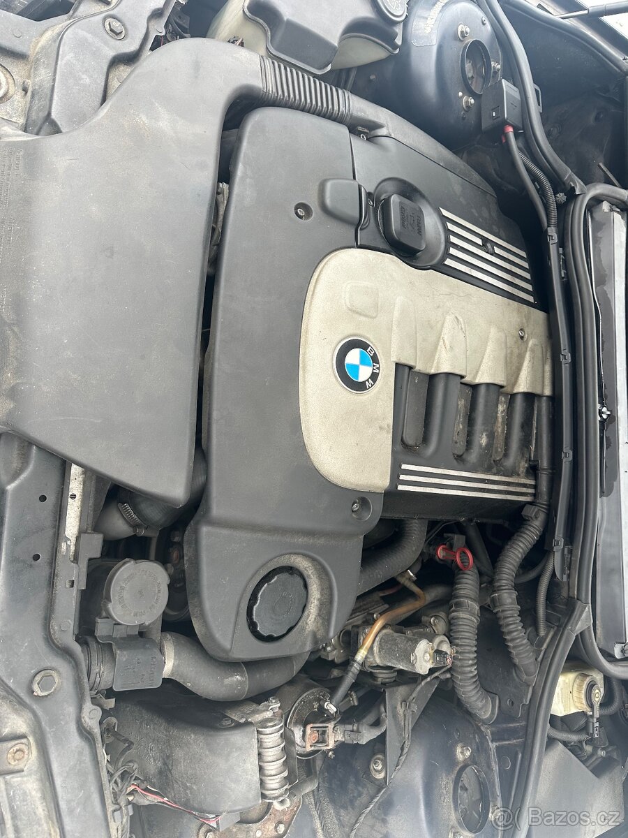 BMW E46 330d 135kW rok 2002 - 9