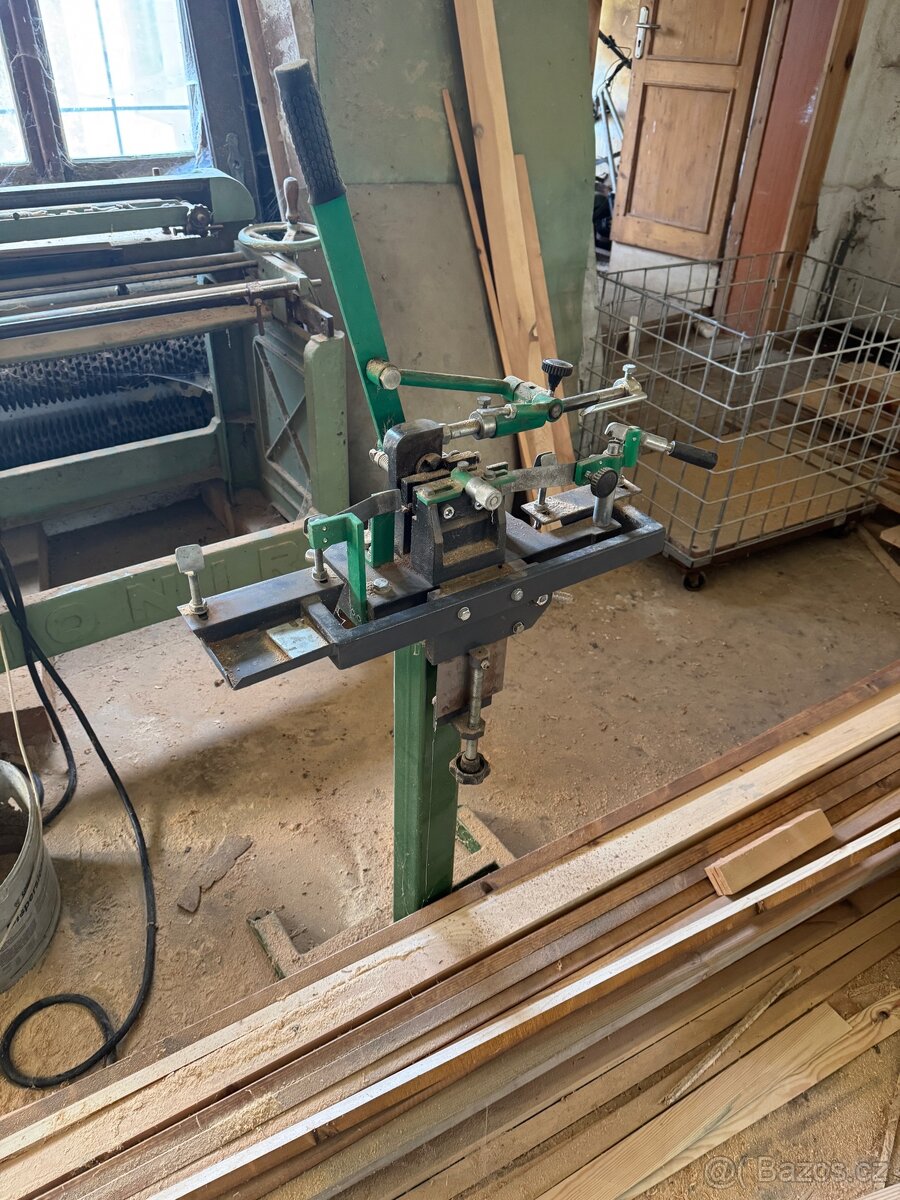 Kmenová pasová pila-mobilní - 9