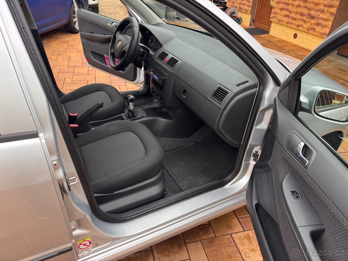 Škoda Fabia 1.4i 59Kw Ambition - 2x Kola - 9