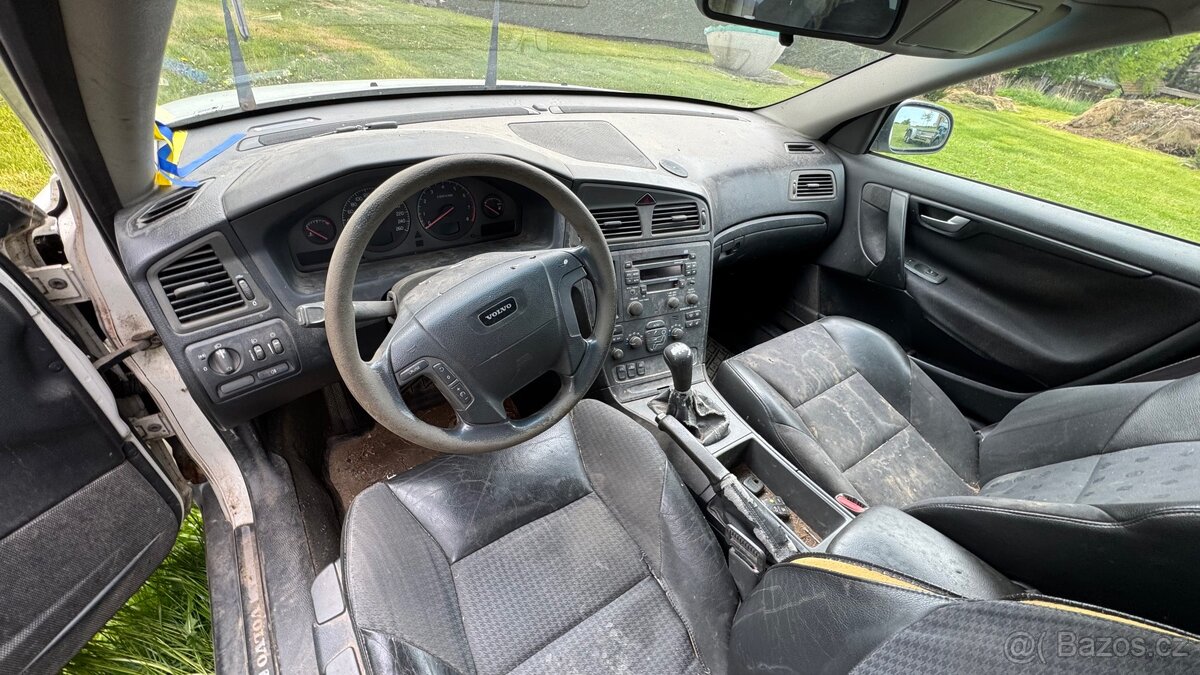 Volvo V70 veškeré díly ND 2.5 benzín - 9