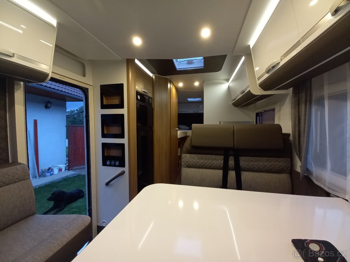 Prodám Adria Matrix 670SL,2,2 121kw,165PS - 9