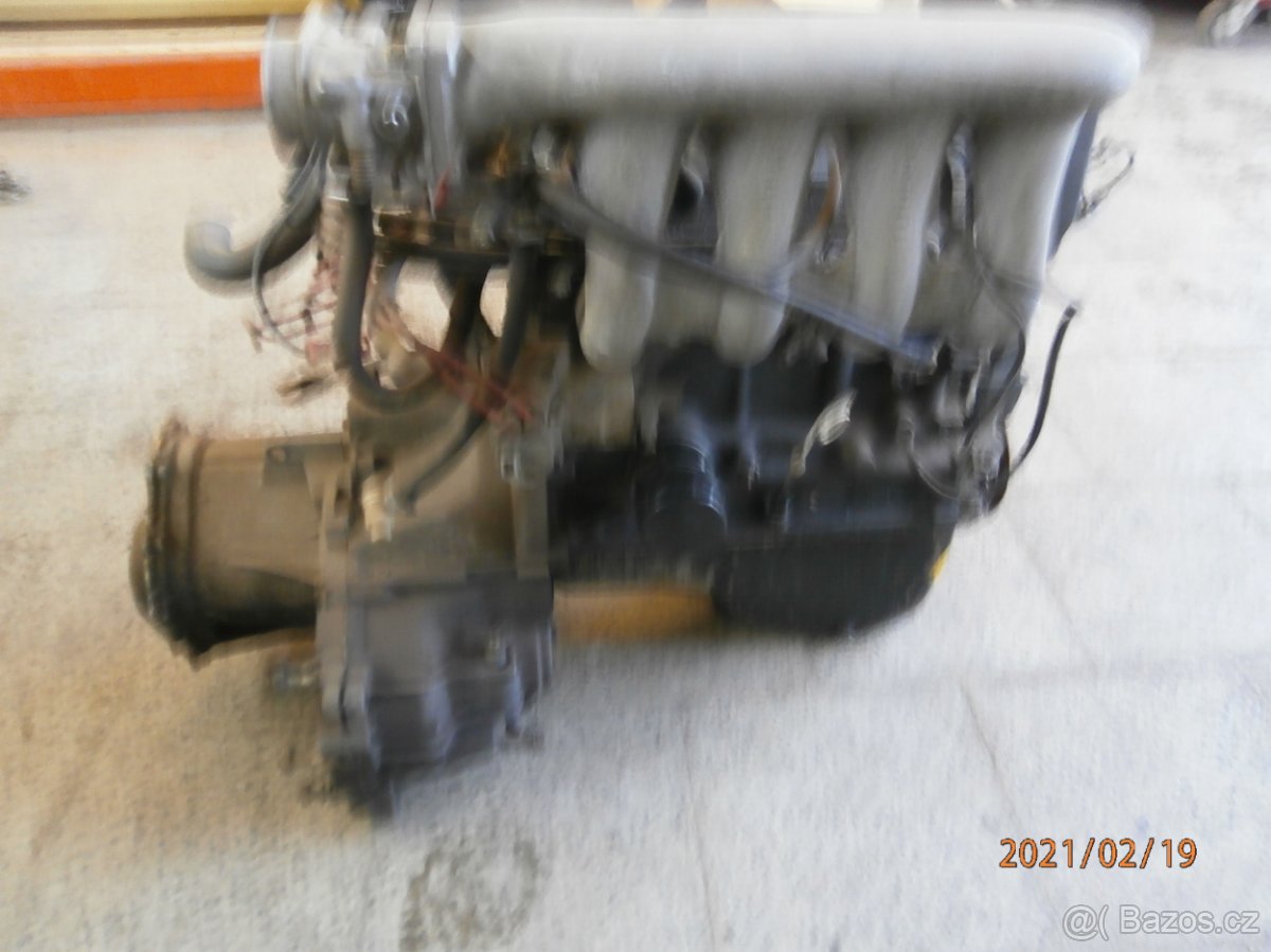 motor Ford Escort MK 3 RS 1600 i - 9