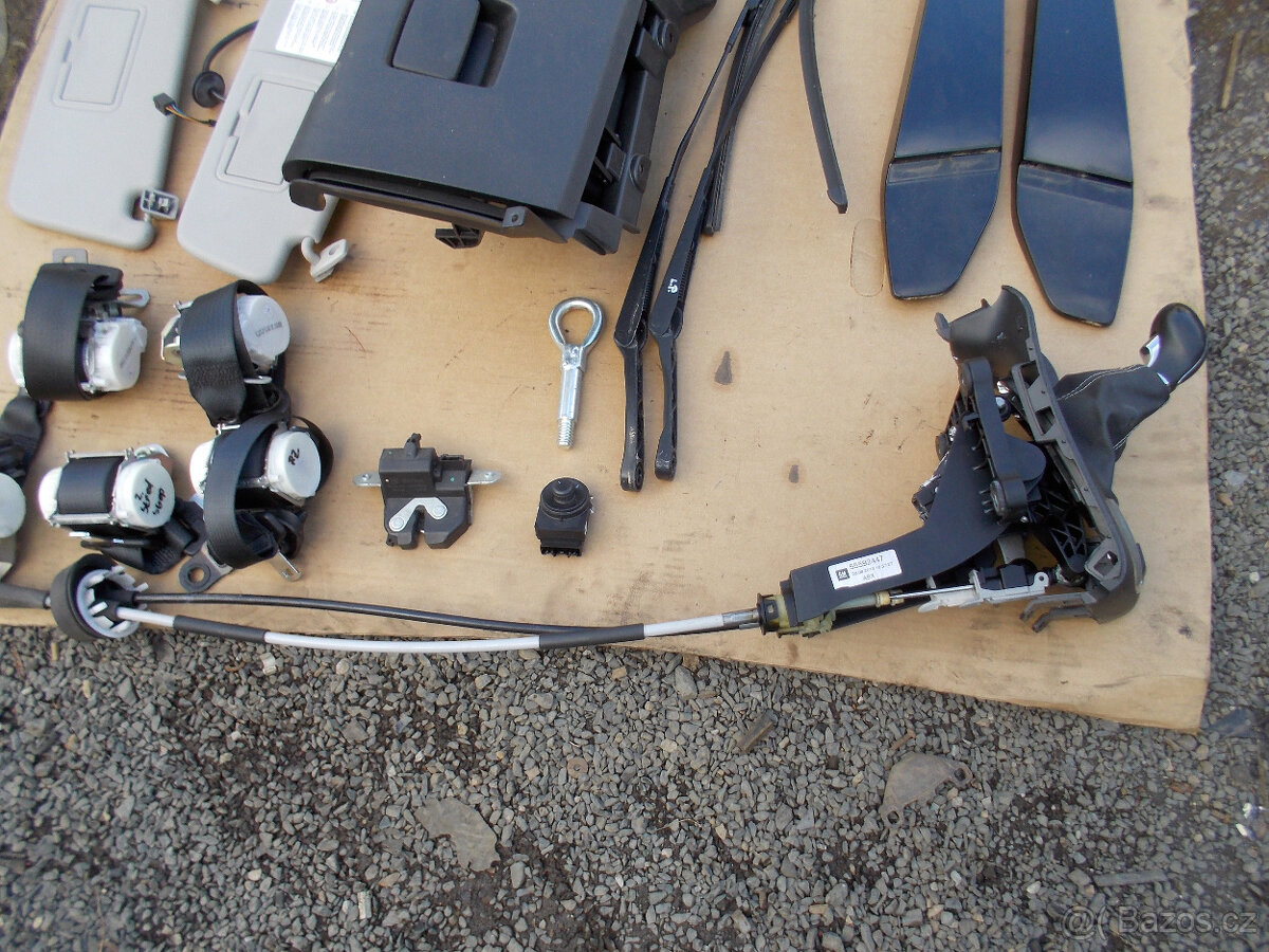 Díly Meriva B 1.4 88kw (č.2) - 9