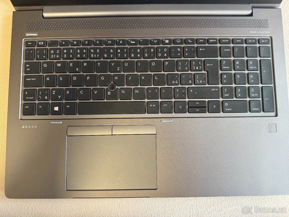 HP zBook G5 15u, 32GB, 500GB NVMe - 9
