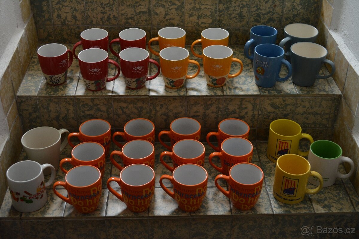 Různá keramika a hrnečky - 9