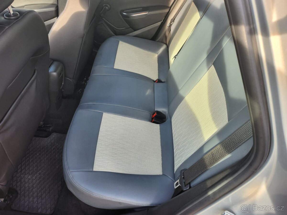 Opel Astra 1.4 16V - 9