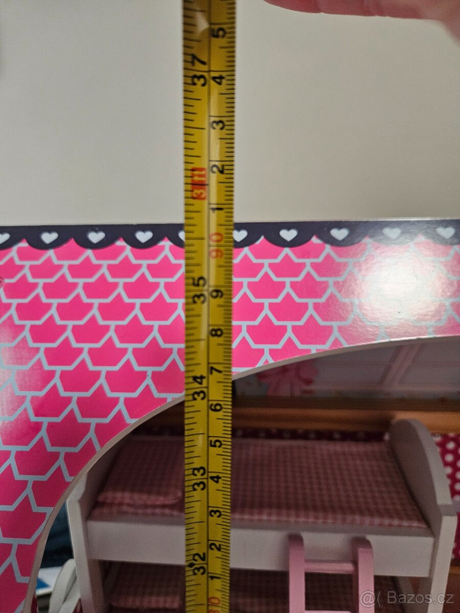 Dřevěný domeček pro panenky - 9