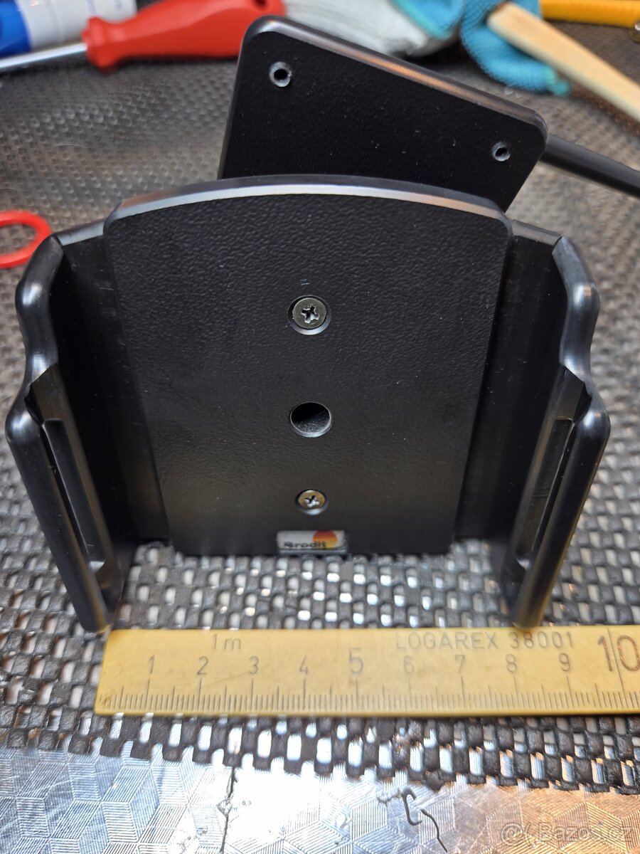 Držák mobilu pro vozy Volvo - 9