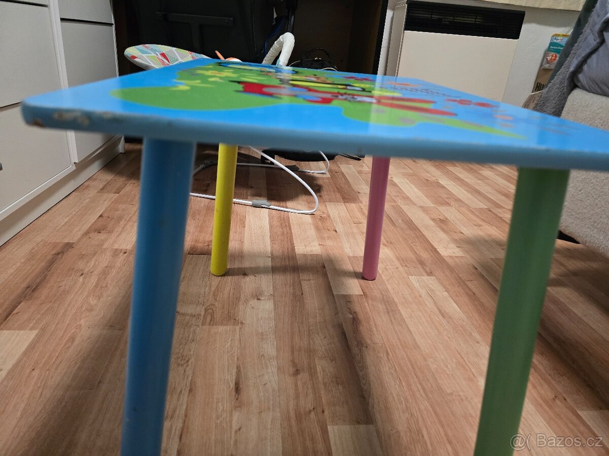 Stolek se židličkami - 9