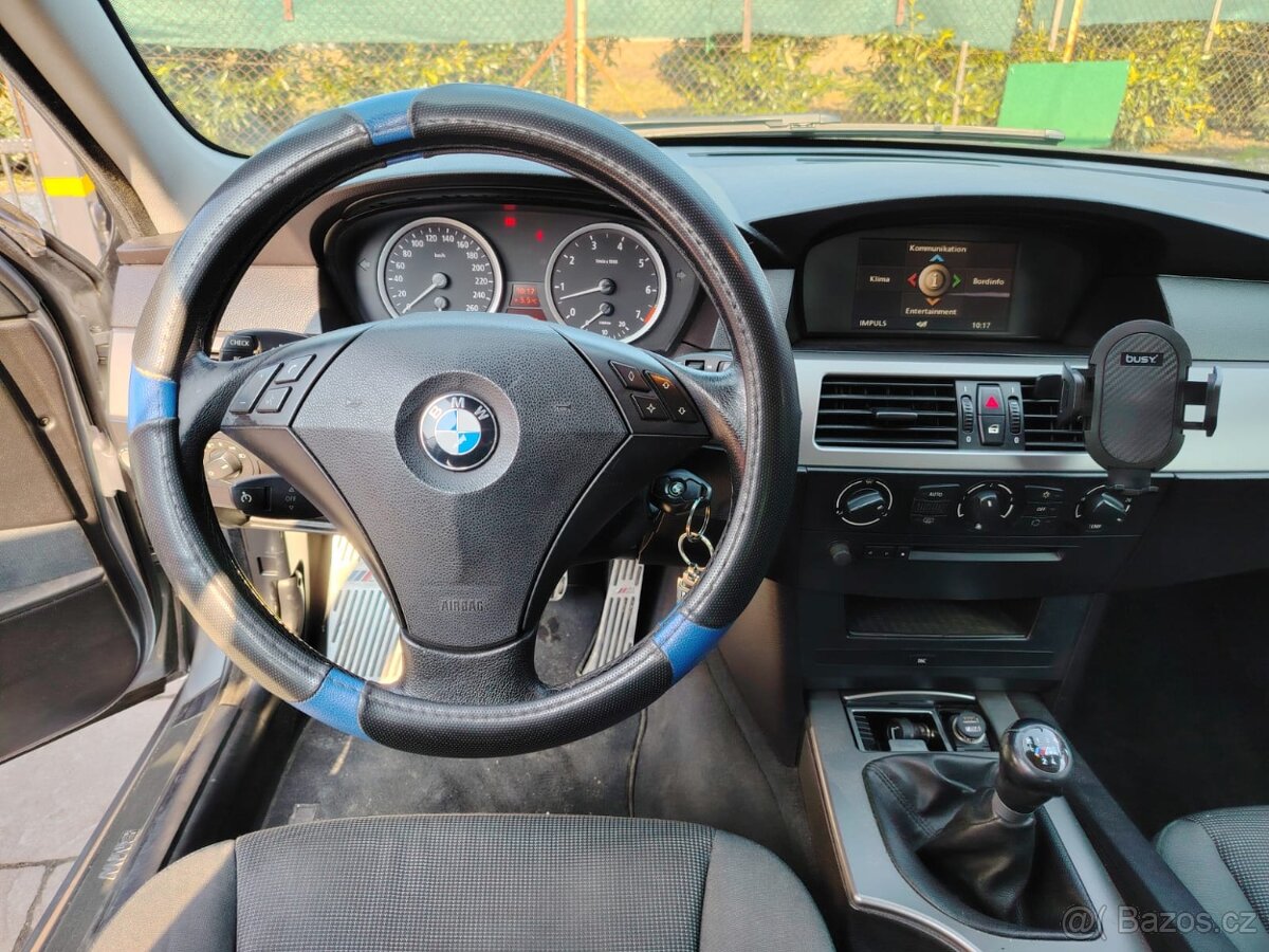 Prodám BMW (E60) 520i - 9
