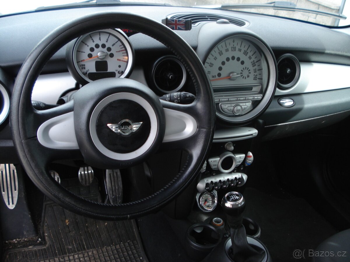 Mini Cooper One R 56 1.4 16V - 9
