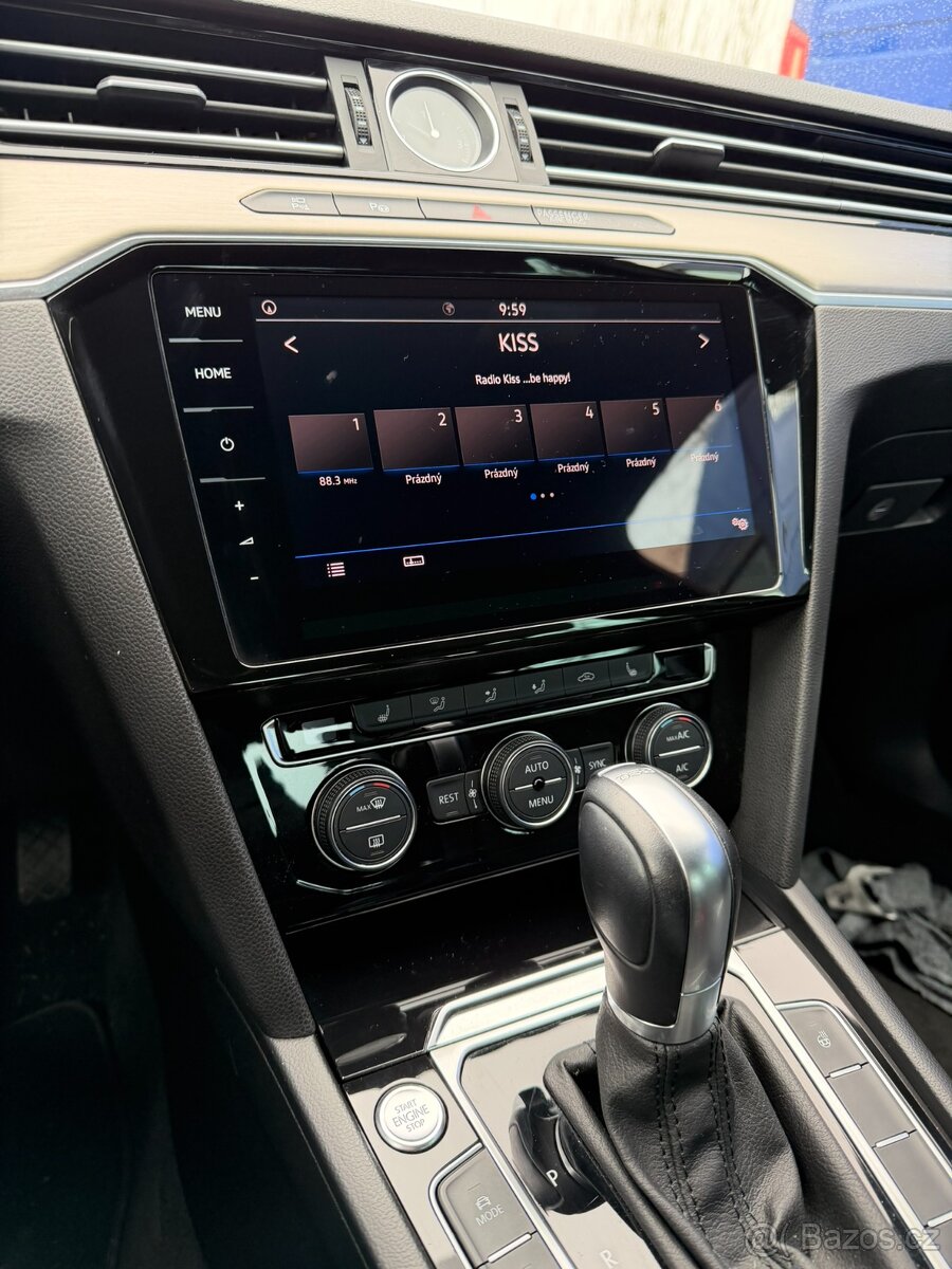 VW PASSAT 1,8 TSI 132kW R-LINE DSG 05/2018, 1.maj ČR 54340km - 9