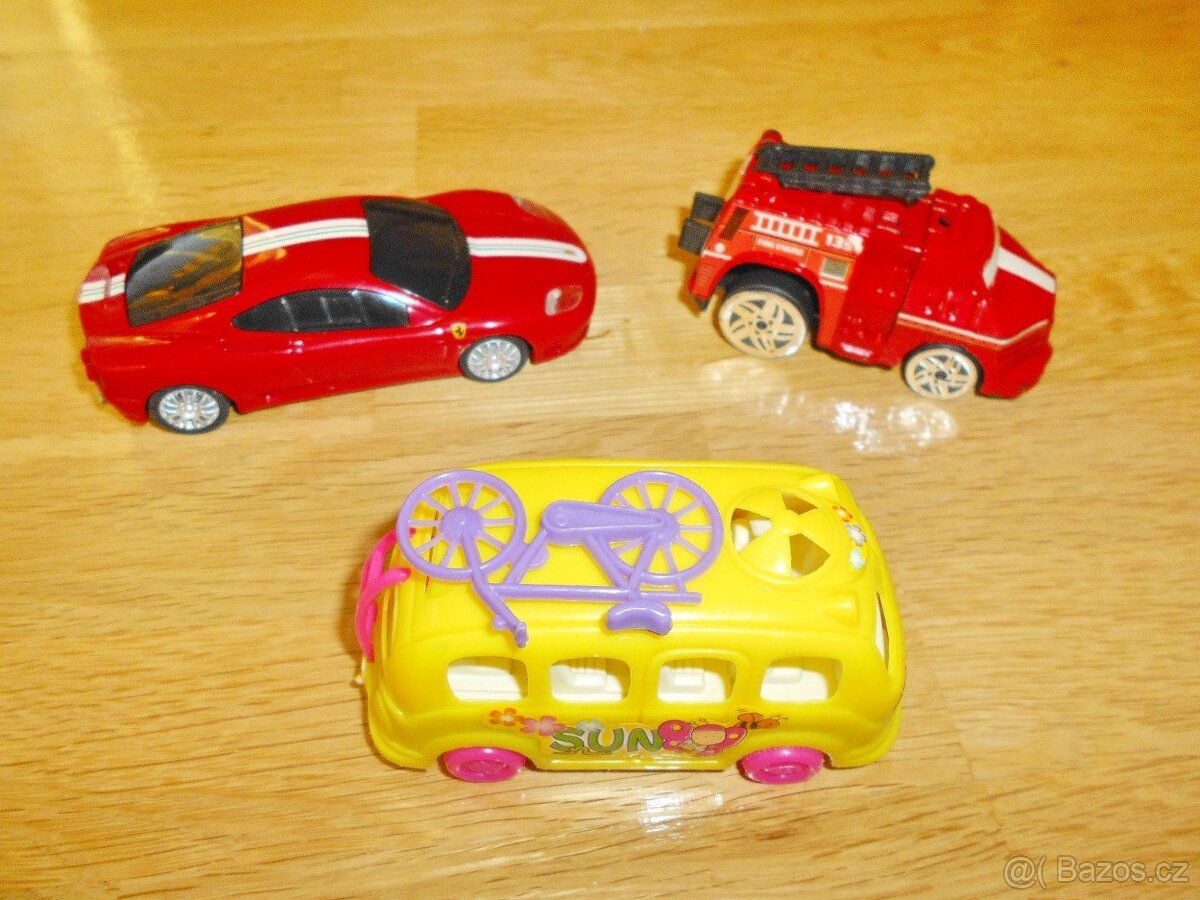 Hračky sýkorky a auta - 9