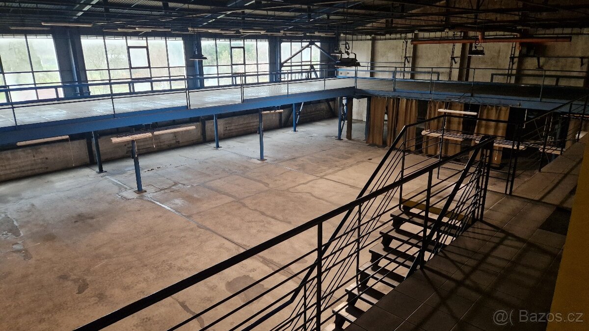 Prodej, výrobní / skladovací prostor, Slavičín, ul.K Parku - 9