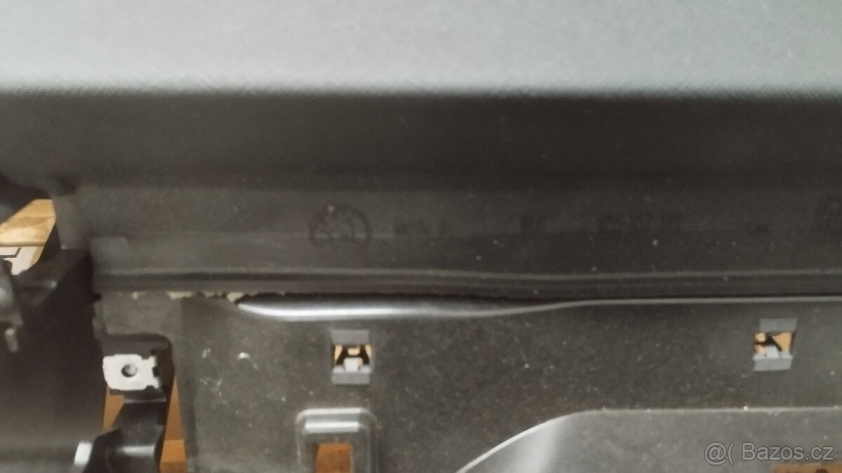 Airbagová sada Škoda Scala s novou originální deskou - 9