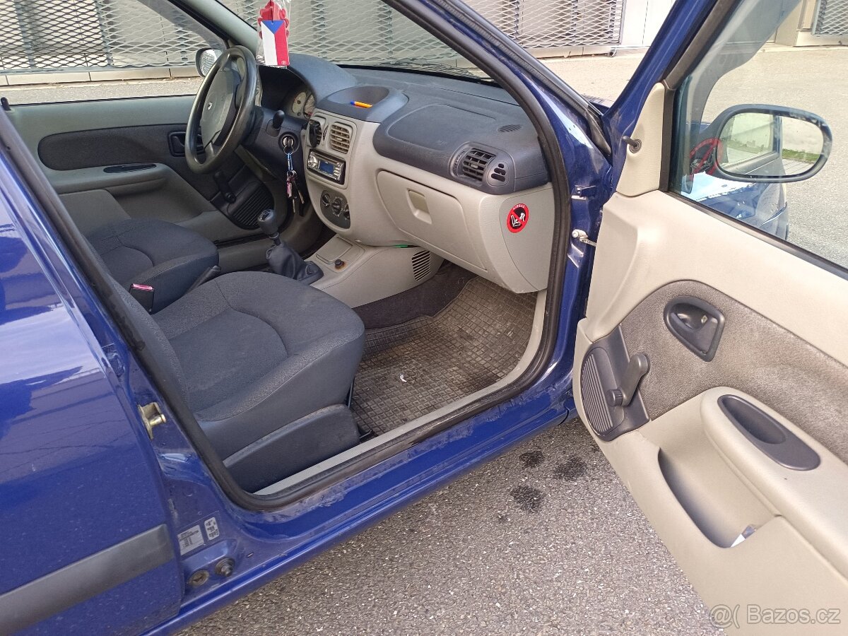 Renault Thalia v perfektním stavu - 9