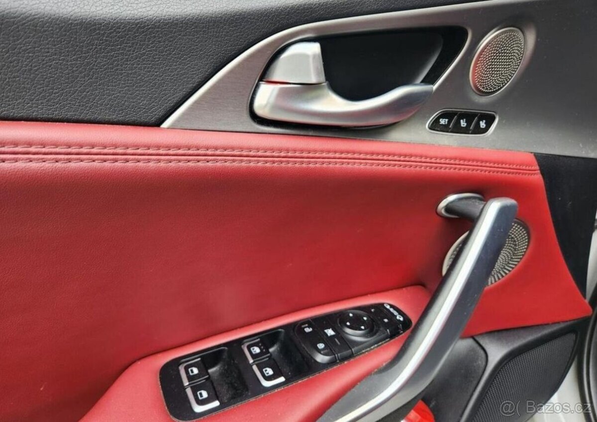 Kia Stinger 3.3-GT-RED KŮŽE-AUTOMAT - 9
