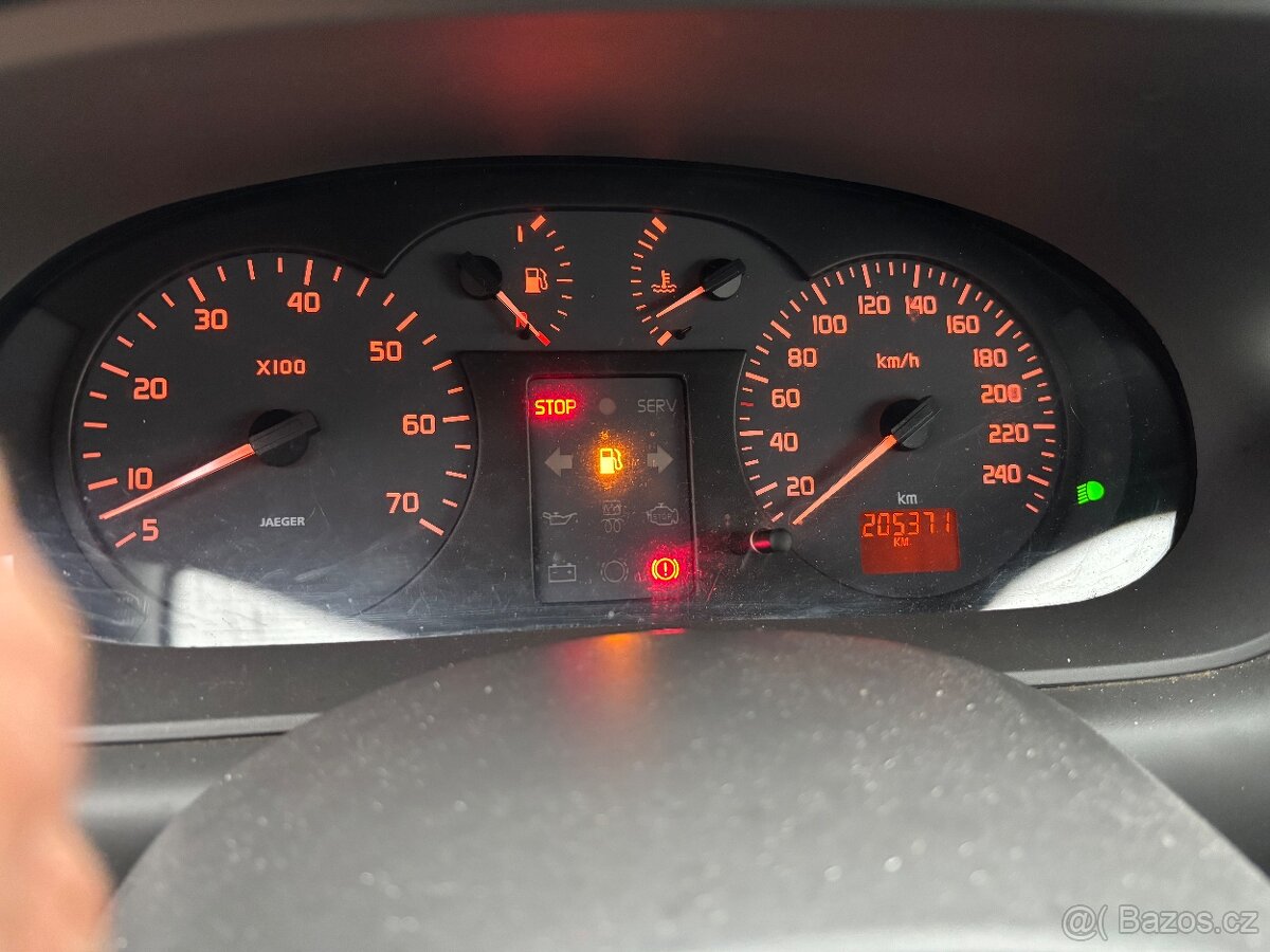 Renault scenic 1.6i - 9