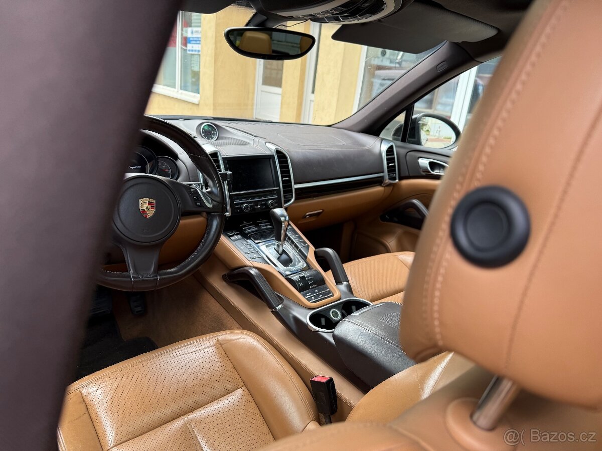 Porsche cayenne - 9