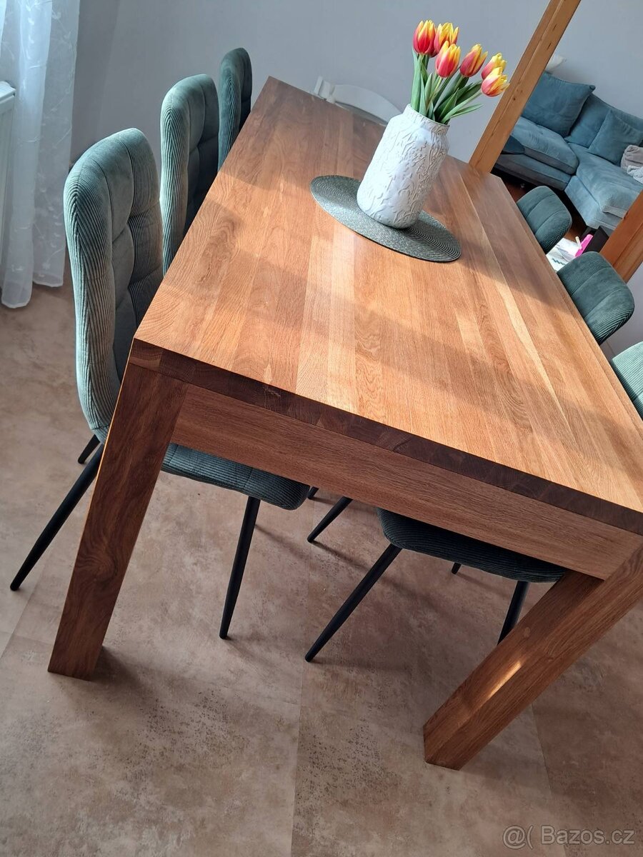 Jídelní stůl - 9